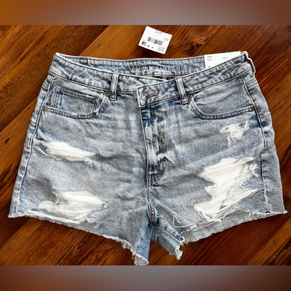 American Eagle AE Strigid Denim Mom Jean Shorts Crossover Waist 12 / 31 - Picture 7 of 15